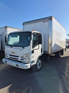 Chevrolet LCF5500HD 18 ft Box Truck - 215HP, 6 Speed Automatic, Roll up Door, Liftgate