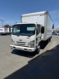 Chevrolet LCF5500HD 18 ft Box Truck - 215HP, 6 Speed Automatic, Roll up Door, Liftgate