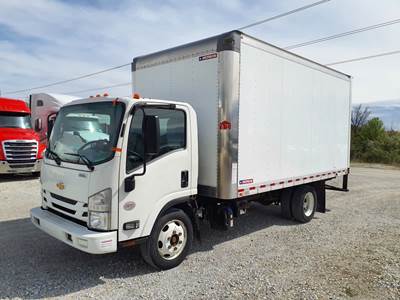 Chevrolet LCF5500XD 16 ft Box Truck - 215HP, 6 Speed Automatic, Roll up Door