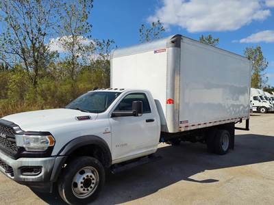 Dodge Ram 5500 16 ft Box Truck - 325HP, 6 Speed Automatic, Roll up Door
