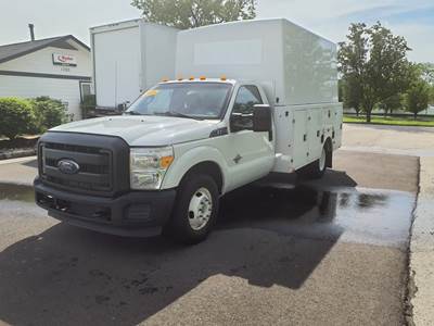 Ford F-350 11 ft Box Truck - 440HP, 6 Speed Automatic, Roll up Door, Liftgate