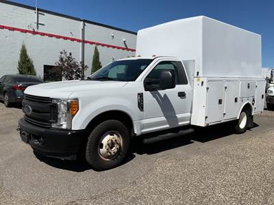 Ford F-350 11 ft Box Truck - 397HP, 6 Speed Automatic, Roll up Door, Liftgate
