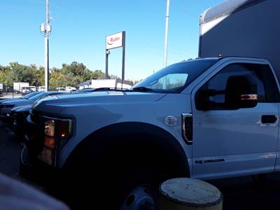 Ford F-450 16 ft Box Truck - 330HP, 10 Speed Automatic, Roll up Door