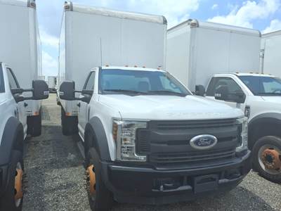 Ford F-550 16 ft Box Truck - 6 Speed Automatic, Roll up Door