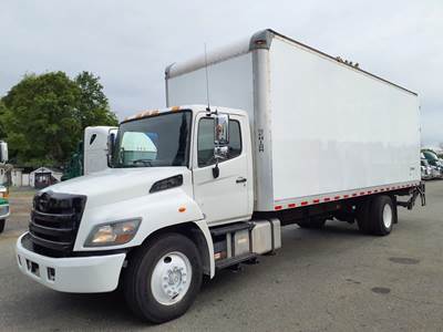 Freightliner HINO 338 26 ft Box Truck - 260HP, 6 Speed Automatic, Roll up Door, Liftgate