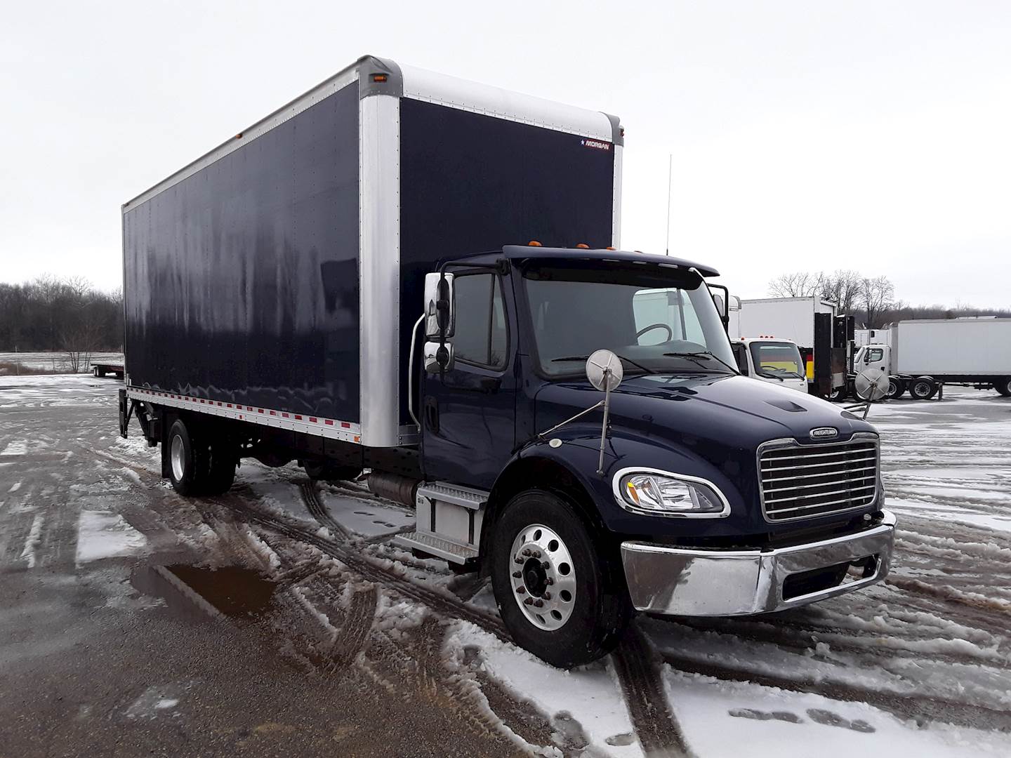 2017 Freightliner M2 106 26 ft Box Truck - 280HP, 6 Speed Manual, Roll