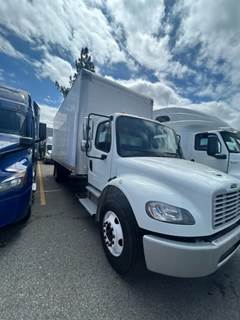 Freightliner M2 106 22 ft Box Truck - 200HP, 6 Speed Automatic, Roll up Door, Liftgate