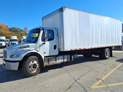 Freightliner M2 106 26 ft Box Truck - 240HP, 6 Speed Automatic, Roll up Door
