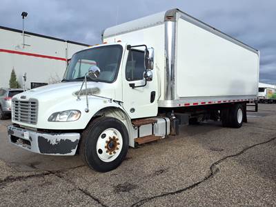 Freightliner M2 106 24 ft Box Truck - 260HP, 6 Speed Automatic, Roll up Door