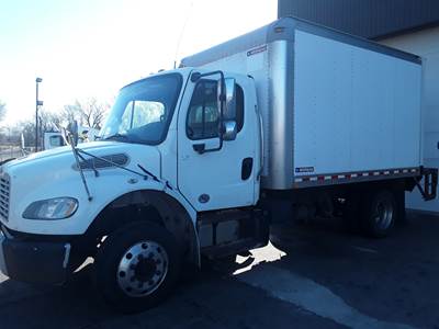 Freightliner M2 106 24 ft Box Truck - 200HP, 5 Speed Automatic, Roll up Door, Liftgate