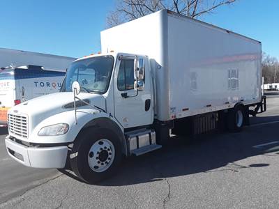 Freightliner M2 106 26 ft Box Truck - 280HP, 6 Speed Automatic, Swing Door, Liftgate