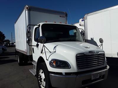 Freightliner M2 106 16 ft Box Truck - 240HP, 6 Speed Automatic, Roll up Door, Liftgate