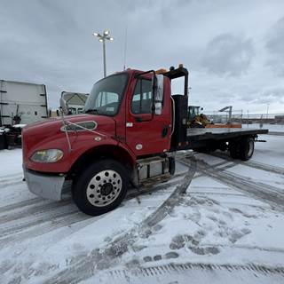 Freightliner M2 106 22 ft Box Truck - 250HP, 6 Speed Automatic