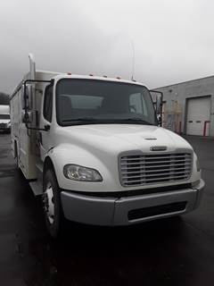 Freightliner M2 106 16 ft Box Truck - 240HP, 9 Speed Automatic, Roll up Door