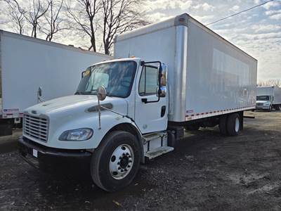 Freightliner M2 106 26 ft Box Truck - 200HP, 6 Speed Automatic, Roll up Door