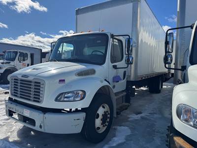 Freightliner M2 106 26 ft Box Truck - 9 Speed Automatic, Roll up Door, Liftgate