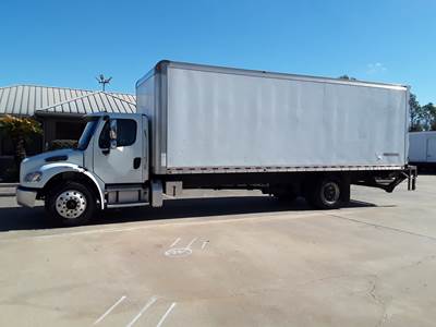 Freightliner M2 106 26 ft Box Truck - 6 Speed Automatic, Swing Door, Liftgate