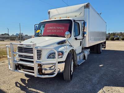 Freightliner M2 106 28 ft Box Truck - 6 Speed Manual, Roll up Door, Liftgate
