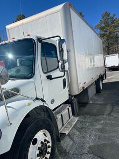 Freightliner M2 106 26 ft Box Truck - 280HP, 6 Speed Automatic, Tri-Fold Door, Liftgate
