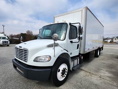 Freightliner M2 106 26 ft Box Truck - 6 Speed Automatic, Tri-Fold Door, Liftgate
