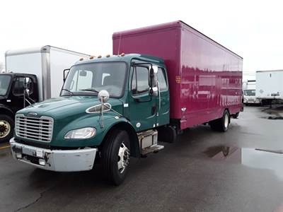 Freightliner M2 106 26 ft Box Truck - 6 Speed Automatic, Roll up Door, Liftgate