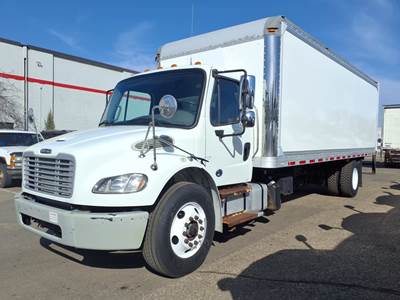Freightliner M2 106 24 ft Box Truck - 260HP, 6 Speed Automatic, Roll up Door