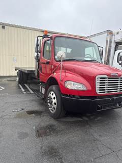 Freightliner M2 106 22 ft Box Truck - 300HP, 6 Speed Automatic