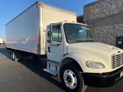 Freightliner M2 106 26 ft Box Truck - 240HP, 6 Speed Automatic, Roll up Door, Liftgate