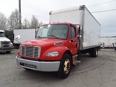 Freightliner M2 106 24 ft Box Truck - 280HP, 9 Speed Automatic, Roll up Door, Liftgate