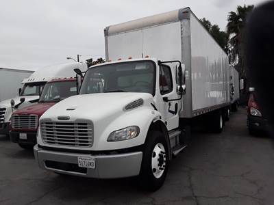 Freightliner M2 106 26 ft Box Truck - 240HP, 9 Speed Automatic, Liftgate