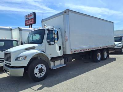 Freightliner M2 106 24 ft Box Truck - 270HP, 6 Speed Automatic, Roll up Door