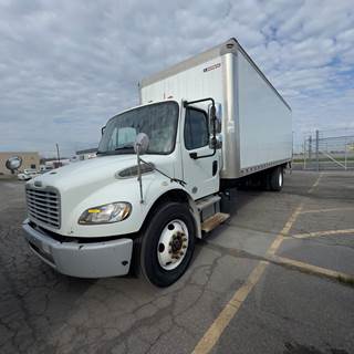 Freightliner M2 106 26 ft Box Truck - 230HP, 9 Speed Automatic, Roll up Door, Liftgate