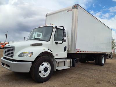 Freightliner M2 106 26 ft Box Truck - 230HP, 9 Speed Automatic, Roll up Door, Liftgate