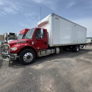 Freightliner M2 106 26 ft Box Truck - 280HP, 6 Speed Automatic, Roll up Door, Liftgate