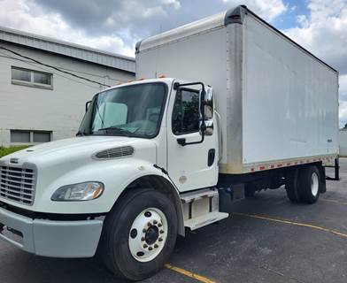 Freightliner M2 106 20 ft Box Truck - 230HP, 6 Speed Automatic, Swing Door