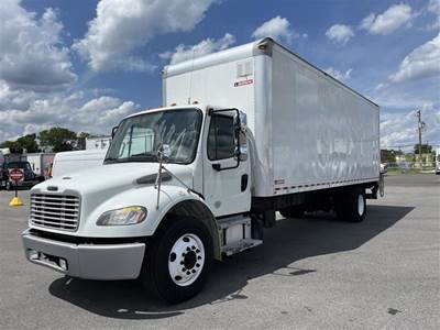 Freightliner M2 106 26 ft Box Truck - 280HP, 6 Speed Automatic, Roll up Door, Liftgate