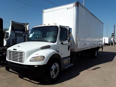 Freightliner M2 106 26 ft Box Truck - 230HP, 6 Speed Automatic, Roll up Door, Liftgate