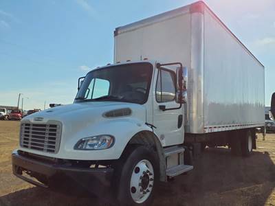 Freightliner M2 106 26 ft Box Truck - 9 Speed Automatic, Roll up Door, Liftgate