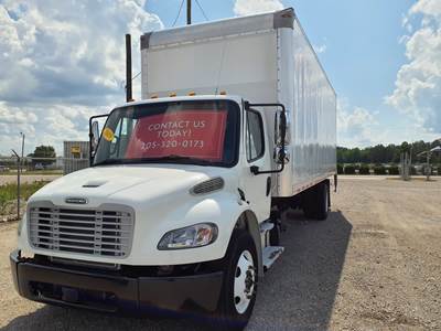 Freightliner M2 106 26 ft Box Truck - 9 Speed Automatic, Roll up Door, Liftgate