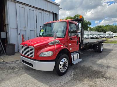 Freightliner M2 106 22 ft Box Truck - 250HP, 6 Speed Automatic