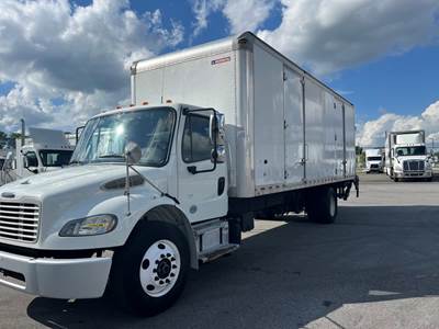 Freightliner M2 106 26 ft Box Truck - 240HP, 6 Speed Automatic, Roll up Door, Liftgate