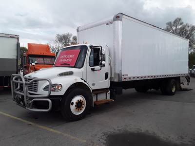 Freightliner M2 106 26 ft Box Truck - 280HP, 6 Speed Automatic, Roll up Door, Liftgate