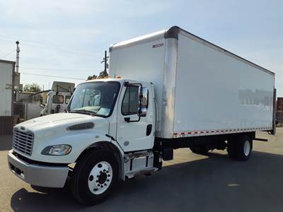 Freightliner M2 106 26 ft Box Truck - 240HP, 9 Speed Automatic, Roll up Door, Liftgate