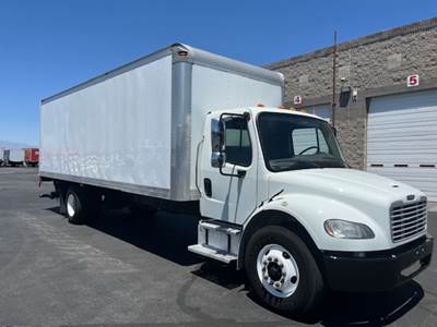 Freightliner M2 106 26 ft Box Truck - 240HP, 6 Speed Automatic, Liftgate