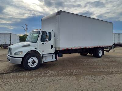 Freightliner M2 106 26 ft Box Truck - 280HP, 9 Speed Automatic, Roll up Door, Liftgate