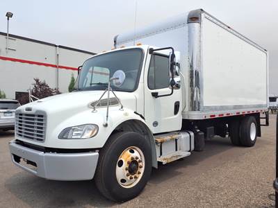 Freightliner M2 106 18 ft Box Truck - 260HP, 6 Speed Automatic, Roll up Door