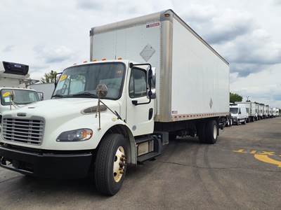 Freightliner M2 106 26 ft Box Truck - 240HP, 9 Speed Automatic, Roll up Door, Liftgate