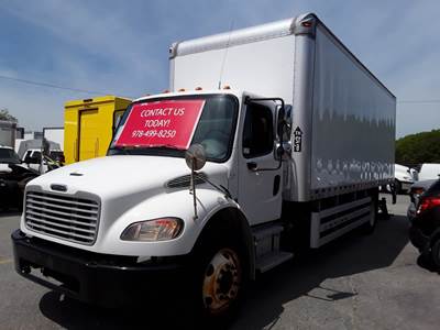 Freightliner M2 106 24 ft Box Truck - 220HP, 6 Speed Automatic, Roll up Door, Liftgate