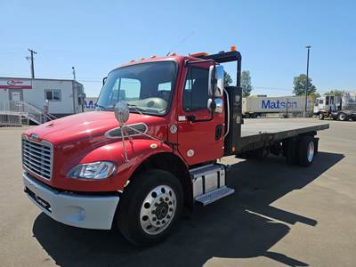 Freightliner M2 106 22 ft Box Truck - 300HP, 6 Speed Automatic