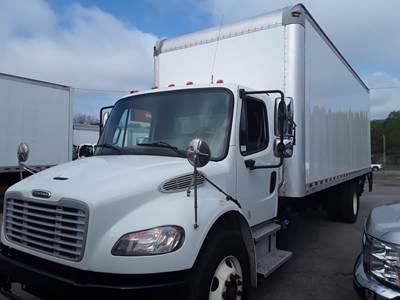 Freightliner M2 106 24 ft Box Truck - 220HP, 6 Speed Automatic, Roll up Door, Liftgate
